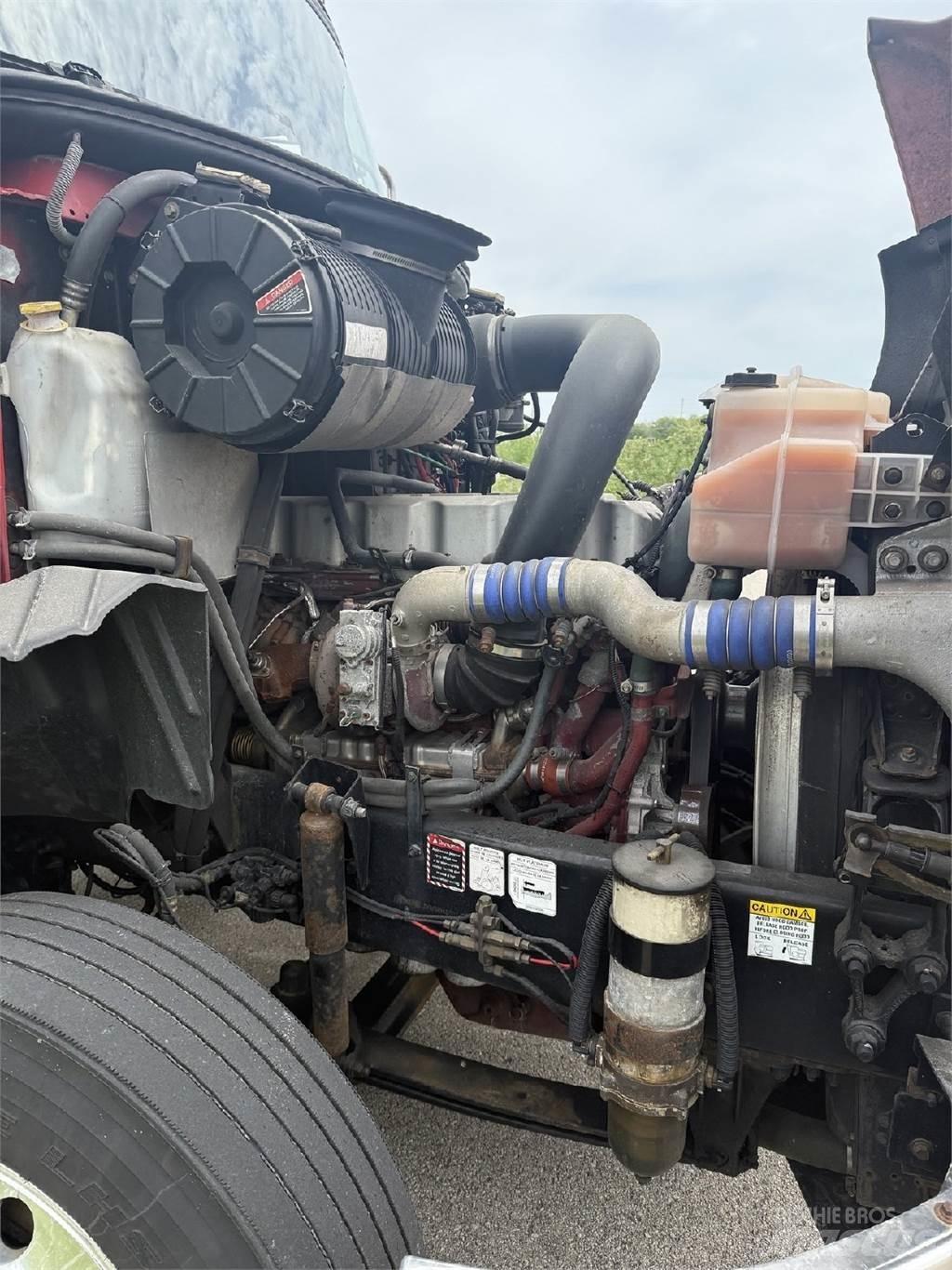 Mack CXU613 Trekkvogner