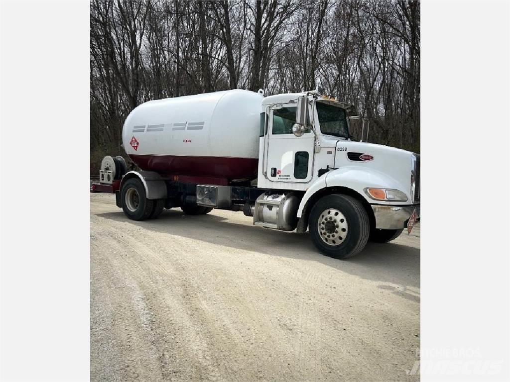 Peterbilt 335 Andre lastebiler