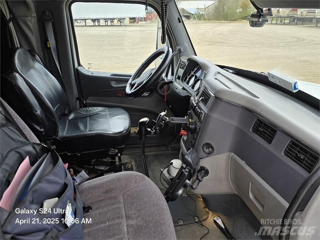 Peterbilt 567 Trekkvogner