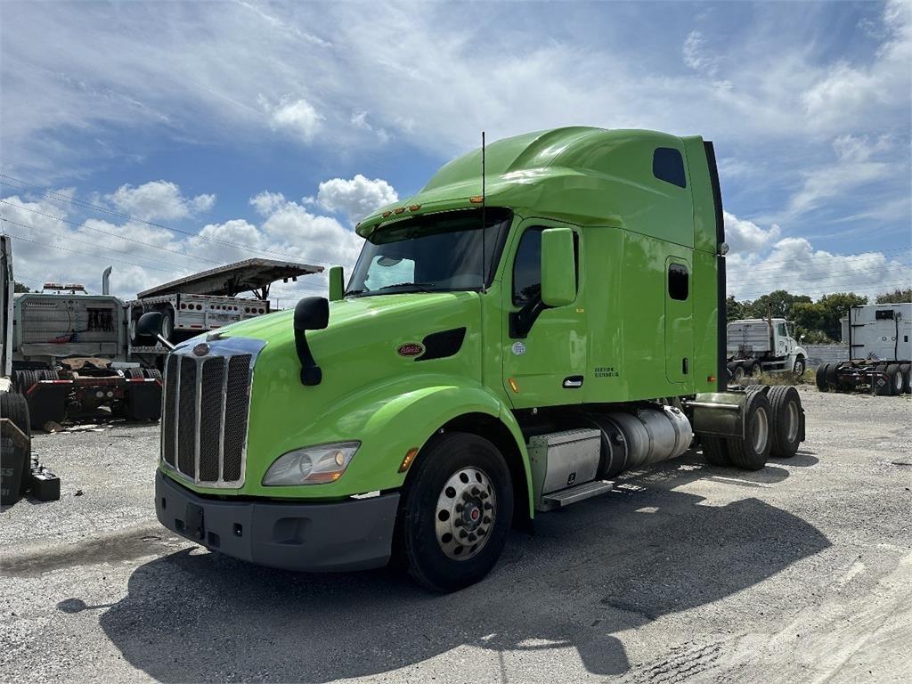 Peterbilt 579 Trekkvogner
