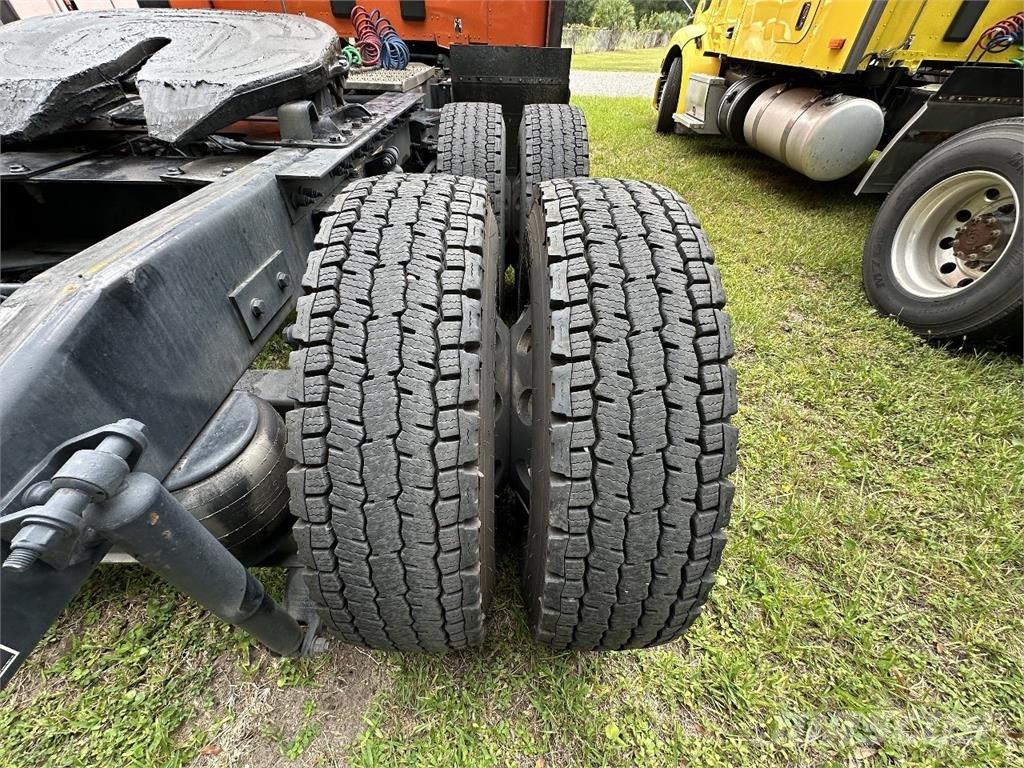 Peterbilt 579 Trekkvogner