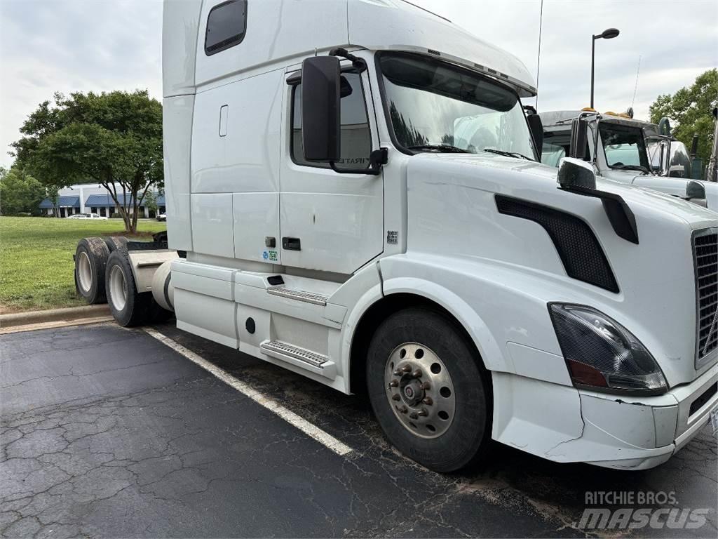 Volvo VNL64T670 Trekkvogner