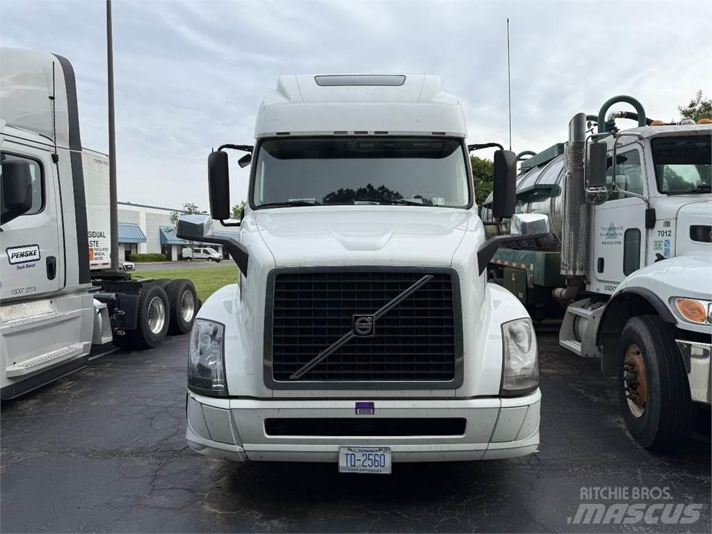 Volvo VNL64T670 Trekkvogner