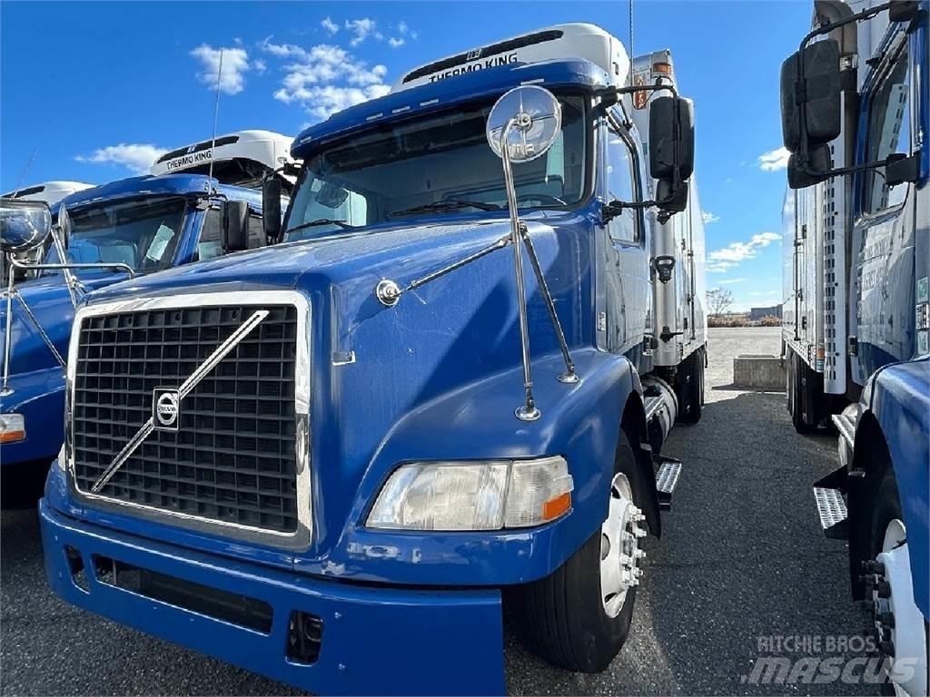 Volvo VNM64T200 Skapbiler Frys/kjøl/varme