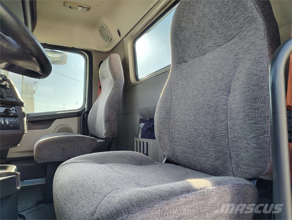 Volvo VNM64T200 Trekkvogner