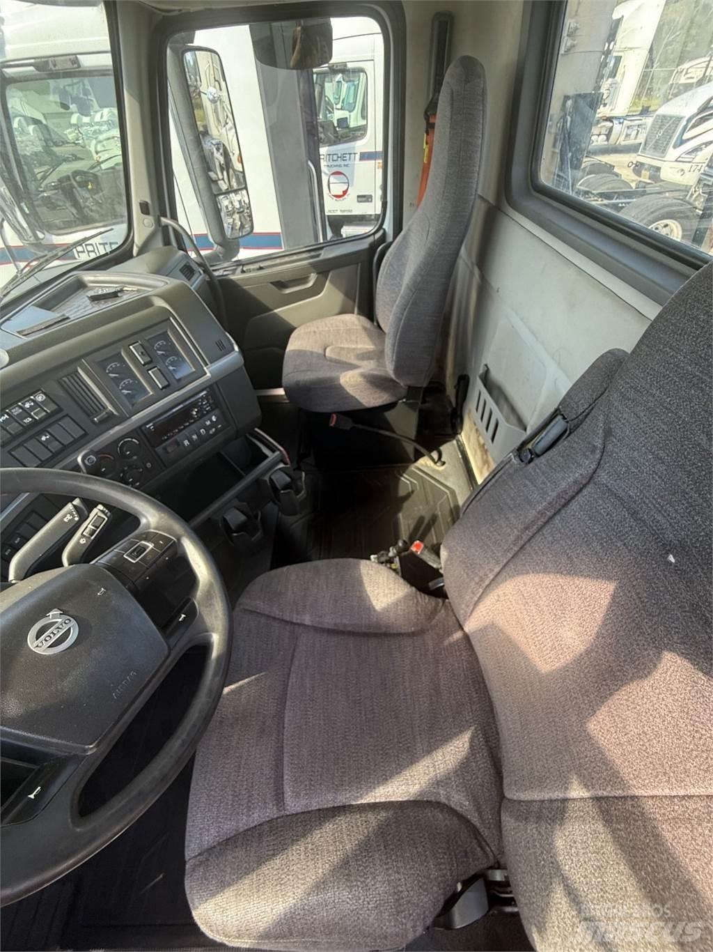 Volvo VNR64T300 Trekkvogner