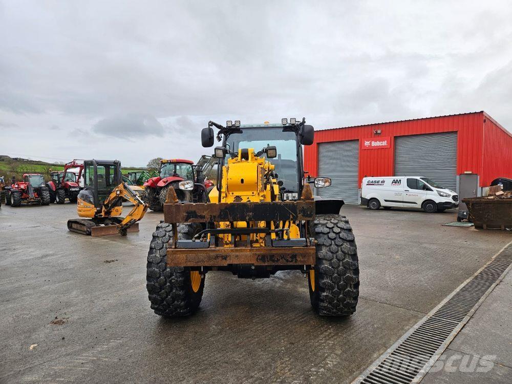 JCB TM320S Teleskoplastere