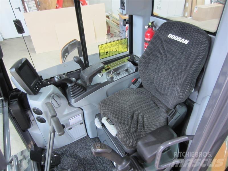 Develon DX27z-7 Minigravere <7t