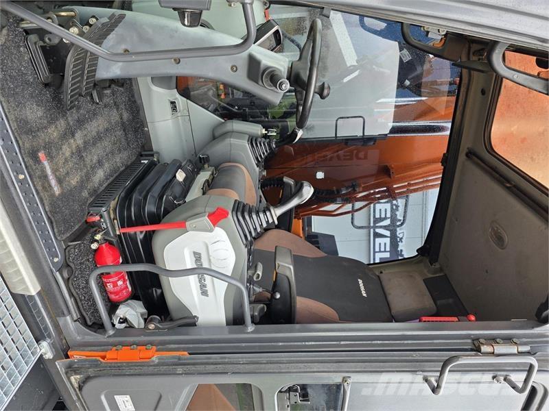 Doosan DX170W-5 Hjulgravere