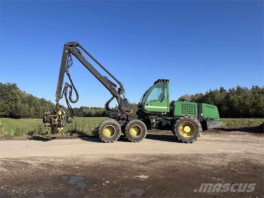 John Deere  Hogstmaskiner