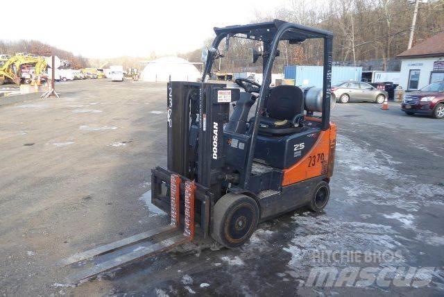 Doosan GC25P-5 Gaffeltrucker - Annet