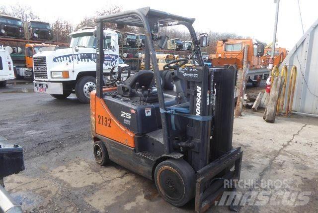 Doosan GC25P-5 Gaffeltrucker - Annet