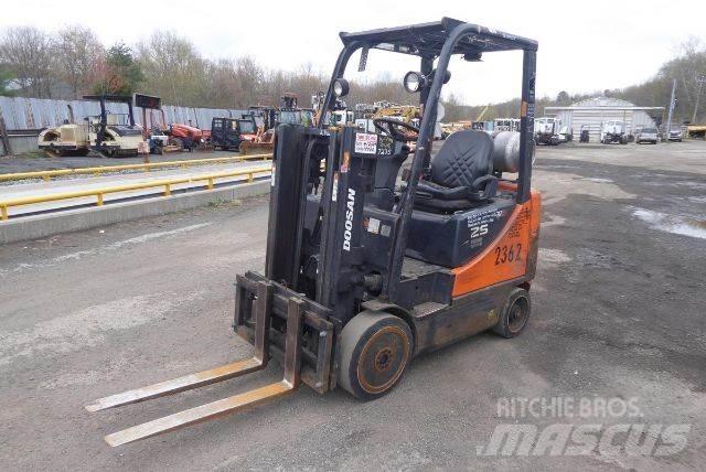 Doosan GC25P-5 Gaffeltrucker - Annet