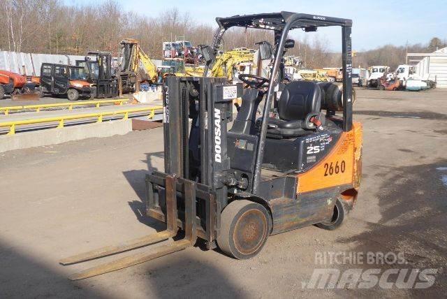 Doosan GC25P-5 Gaffeltrucker - Annet