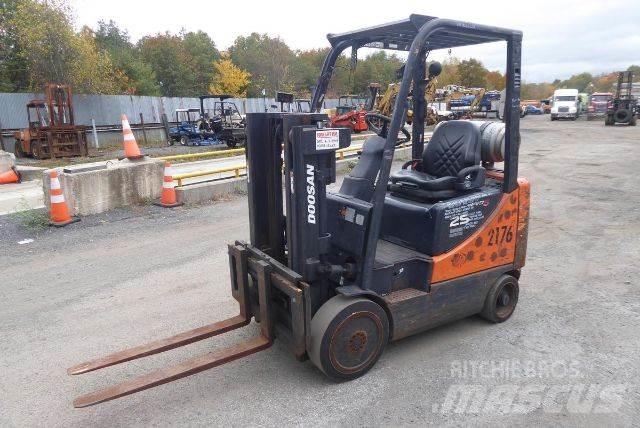 Doosan GC25P-5 Gaffeltrucker - Annet
