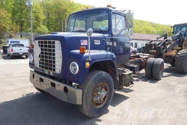Ford 8000 Chassis