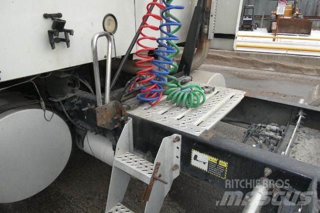 Mack CXU613 Trekkvogner