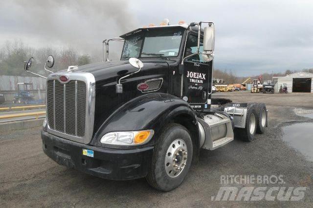 Peterbilt 384 Chassis