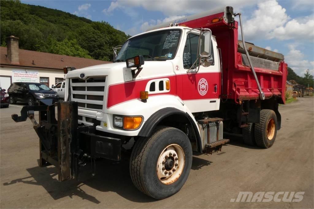 Sterling L7501 Tippbil