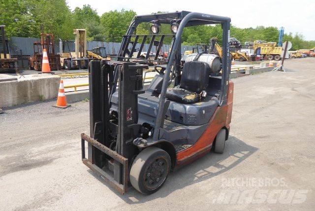 Toyota 7FGCU25 Gaffeltrucker - Annet