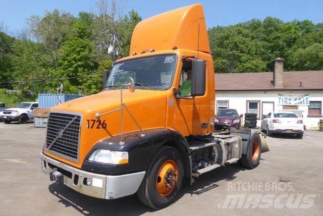 Volvo VNM42T Chassis