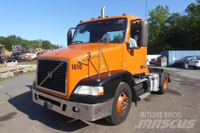 Volvo VNM42T Chassis