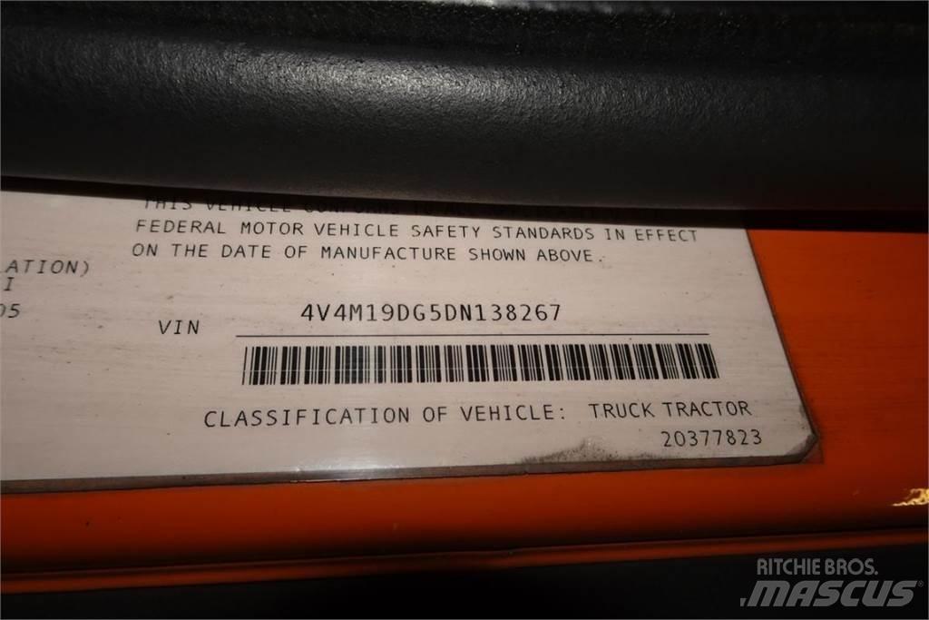 Volvo VNM42T Chassis