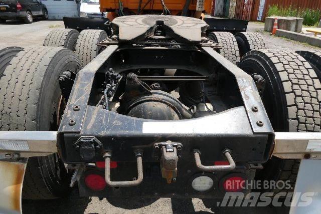 Volvo VNM64T Chassis