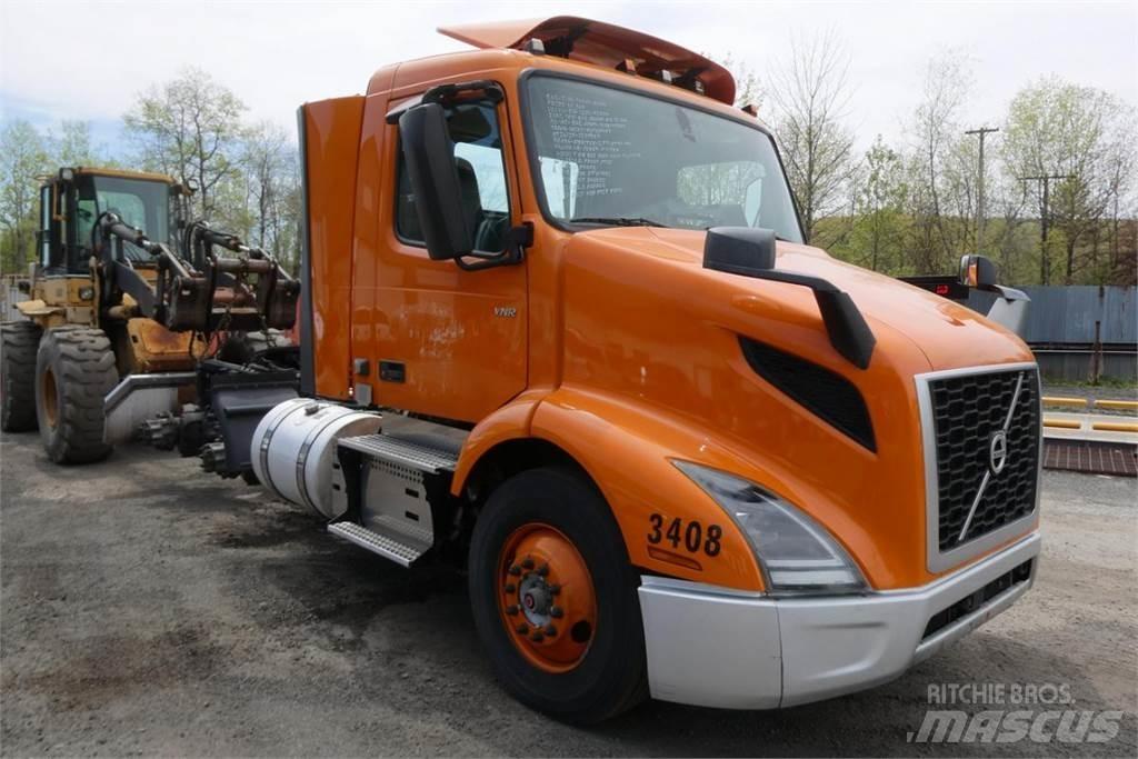Volvo VNR64T300 Chassis