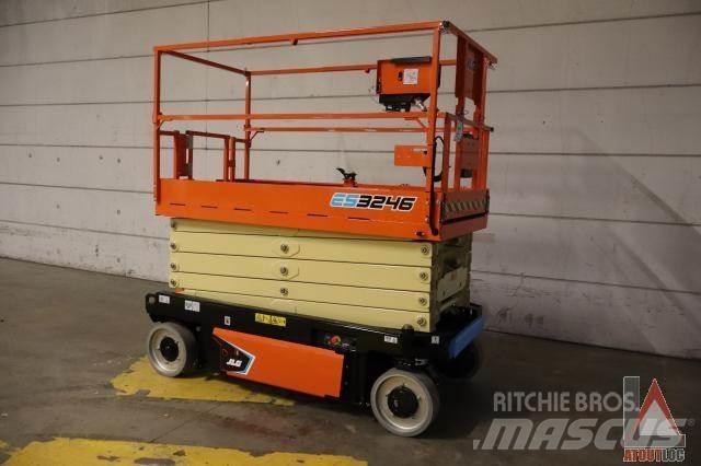 JLG 3246ES Leddede bomlifter