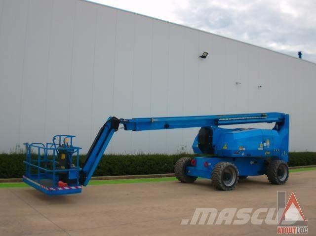 JLG H800AJ Leddede bomlifter
