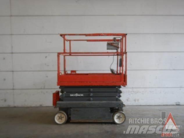 SkyJack SJ3219 Leddede bomlifter