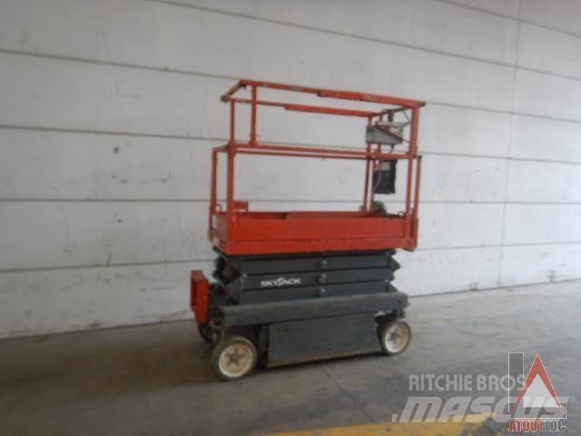 SkyJack SJ3219 Leddede bomlifter