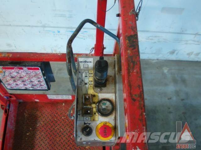 SkyJack SJ3219 Leddede bomlifter