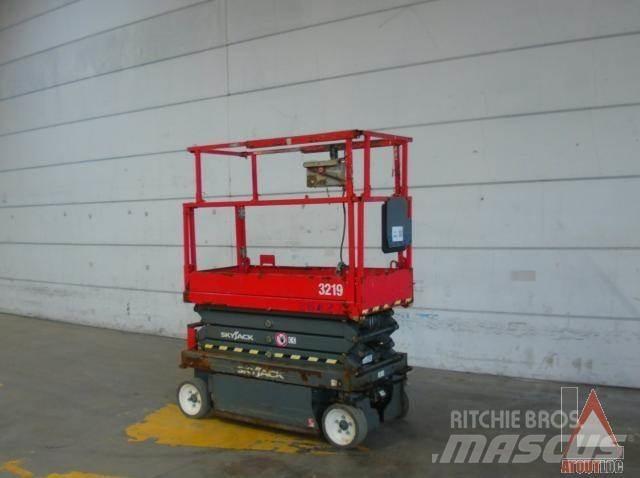SkyJack SJ3219 Leddede bomlifter