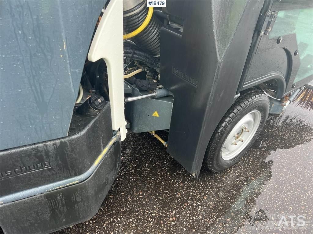 Boschung S2 sweeper Feiebiler