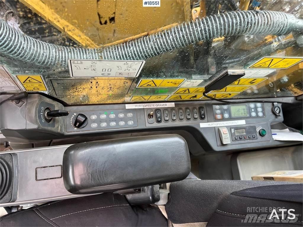 CAT 320E Beltegraver
