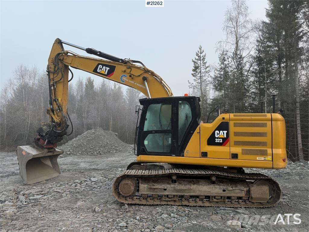 CAT 323 Beltegraver
