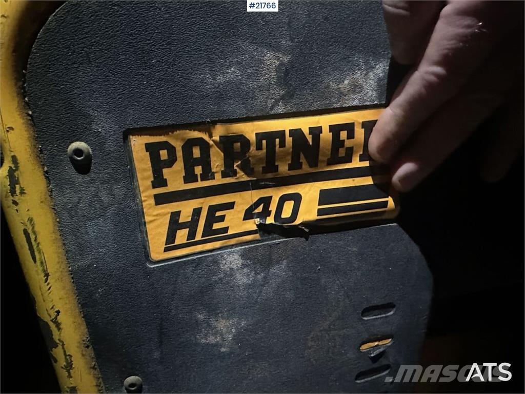 CAT roller Andre Valser