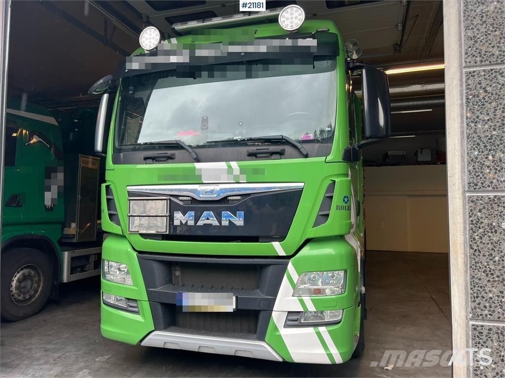 MAN TGX 35.560 Slamsugere