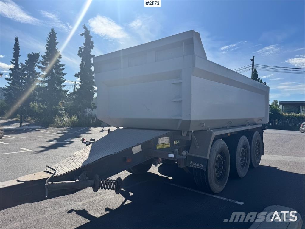 Maur Trailer. Tipphengere