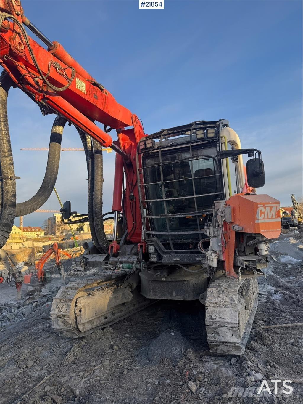 Sandvik DX800i Borerigger