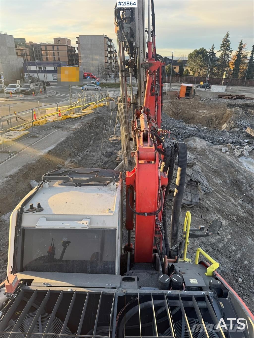Sandvik DX800i Borerigger