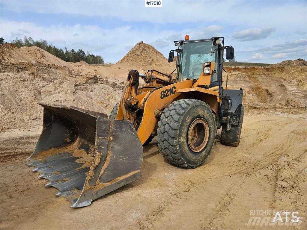 CASE 821C Hjullastere