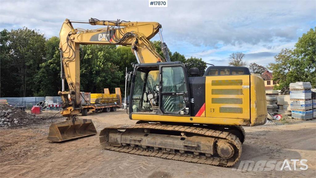 CAT 324E Beltegraver