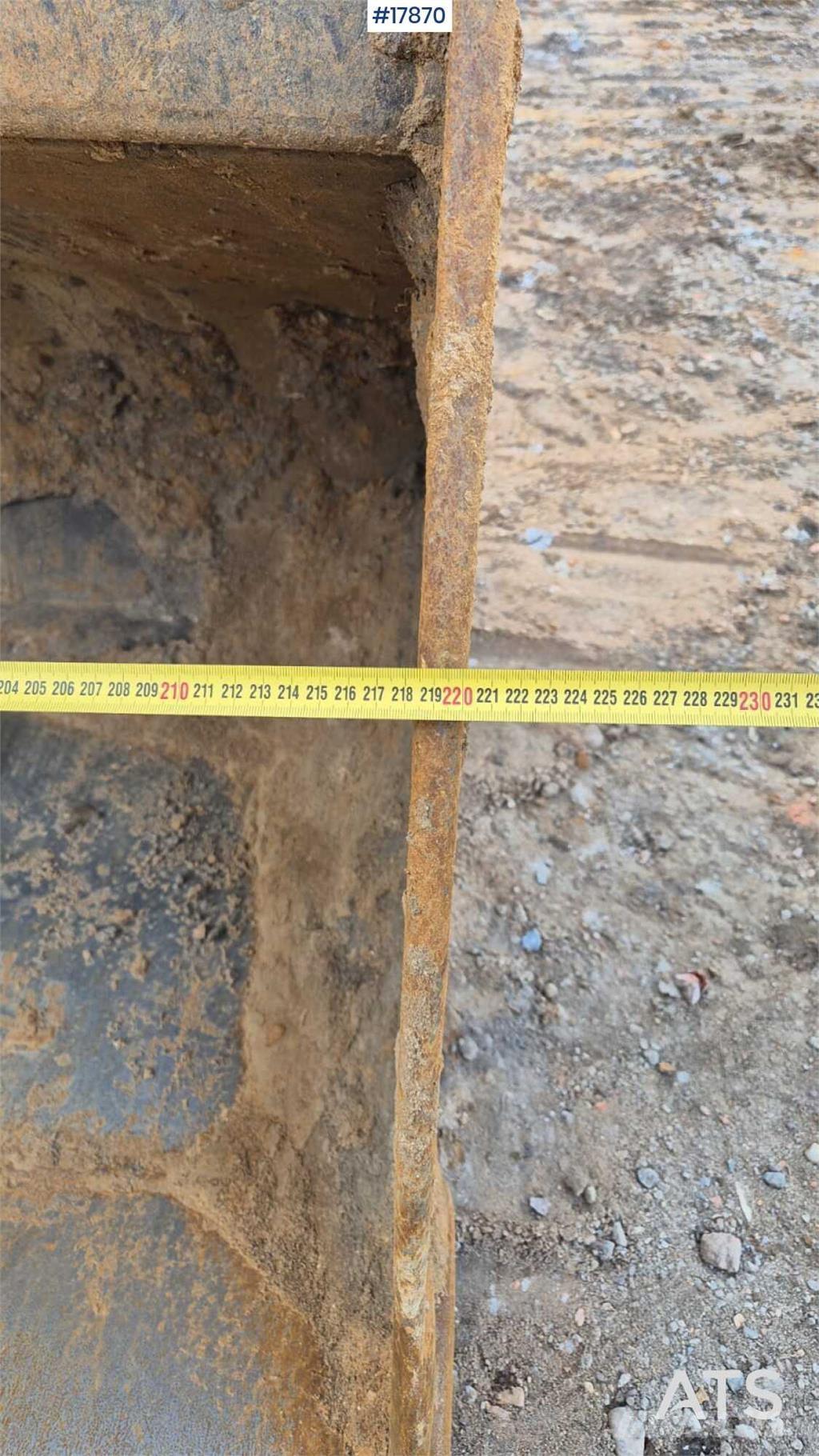 CAT 324E Beltegraver