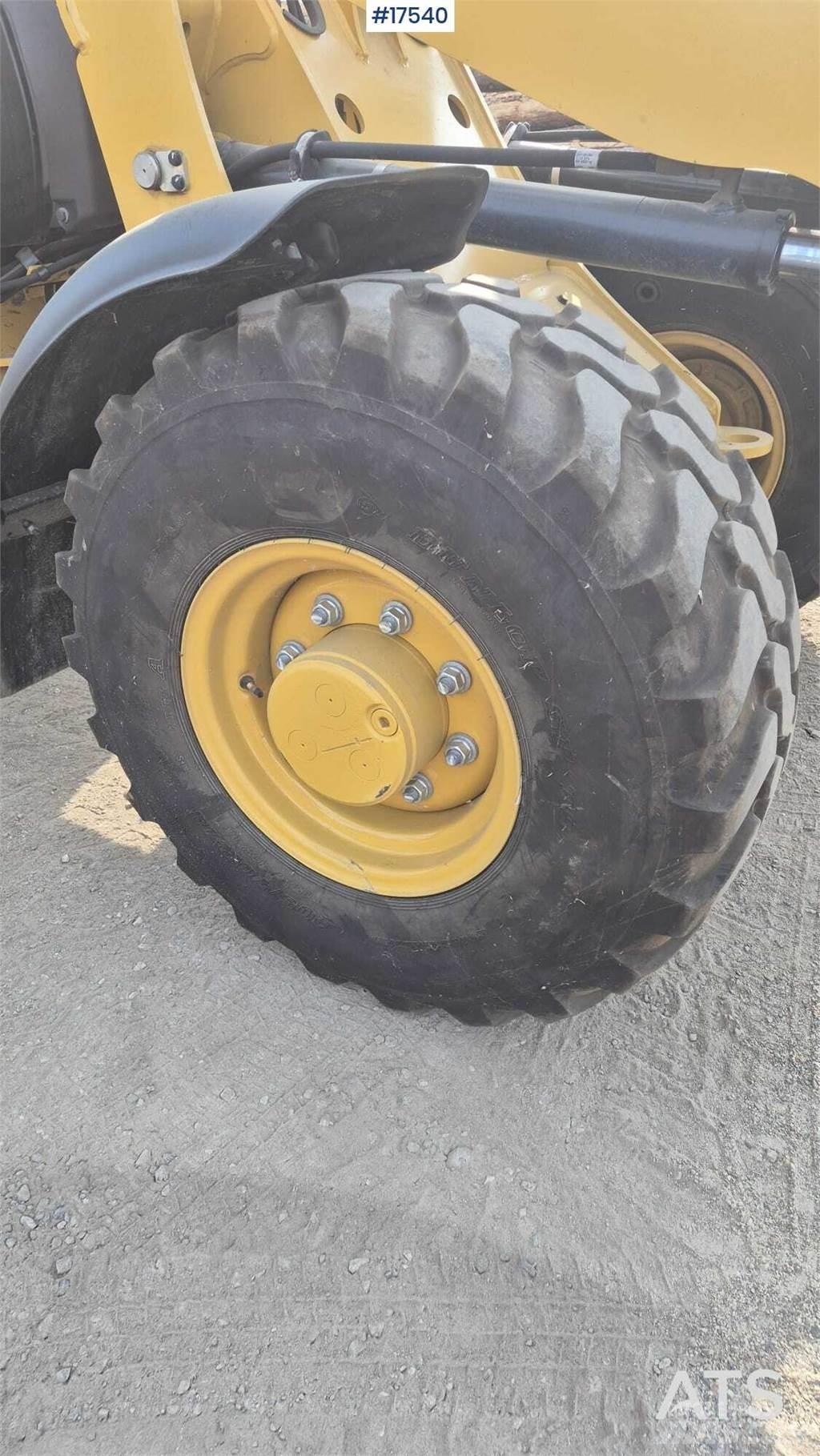 CAT 906M Hjullastere