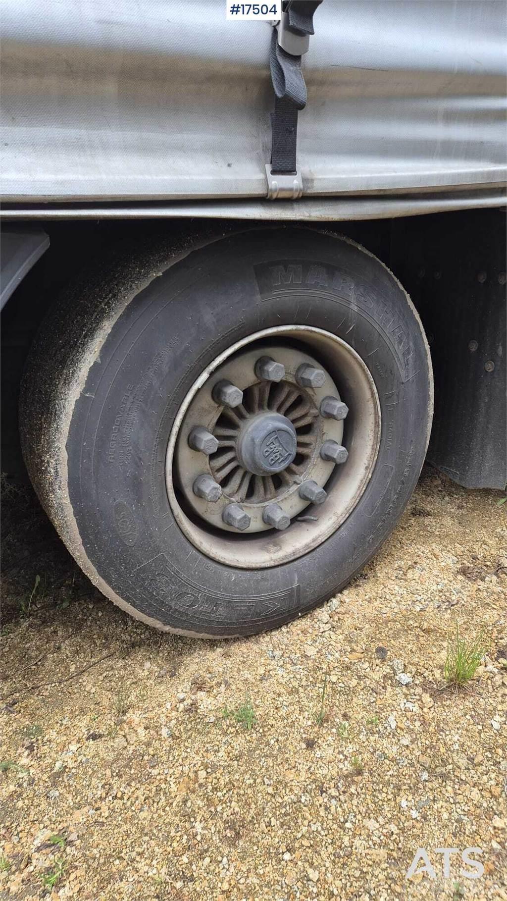 Kässbohrer ME Gardintrailer