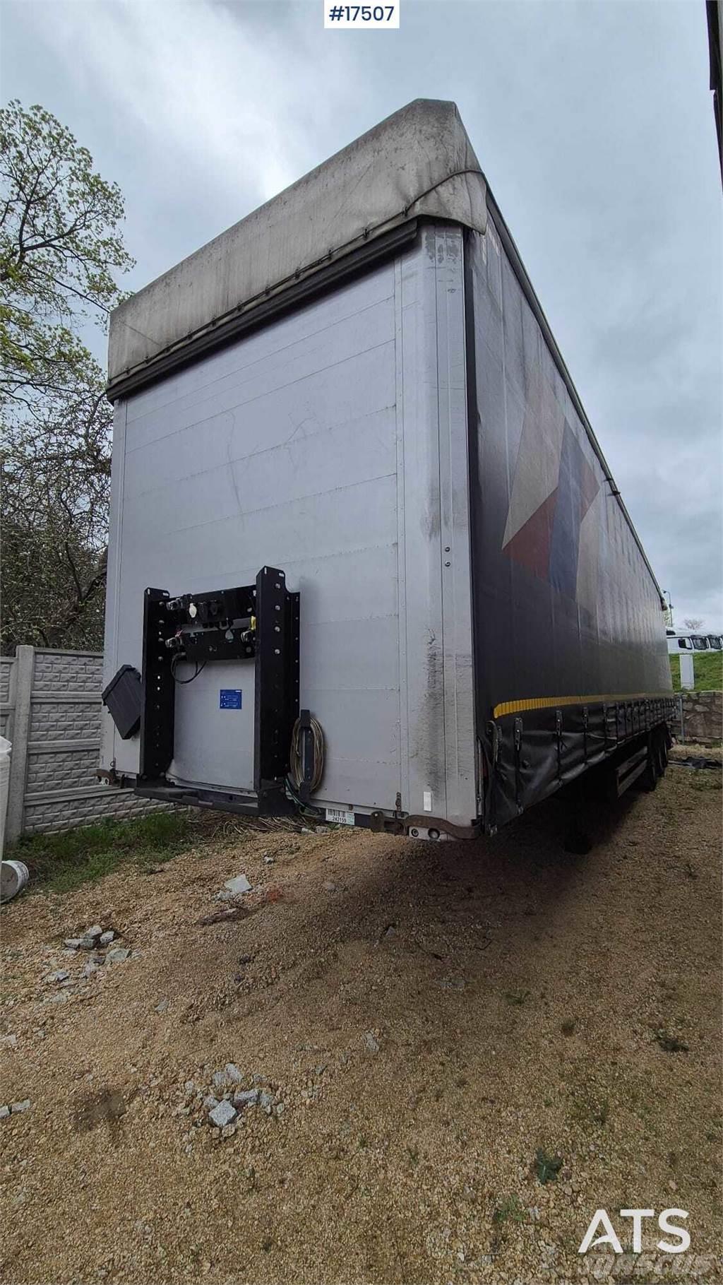 Kögel S-24 Gardintrailer