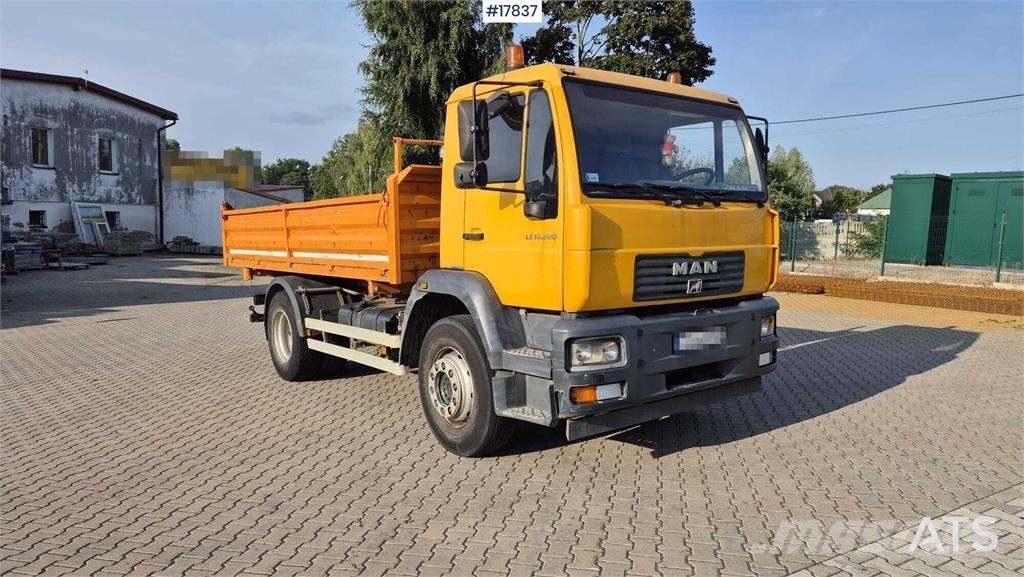 MAN 18.225 LC Tippbil